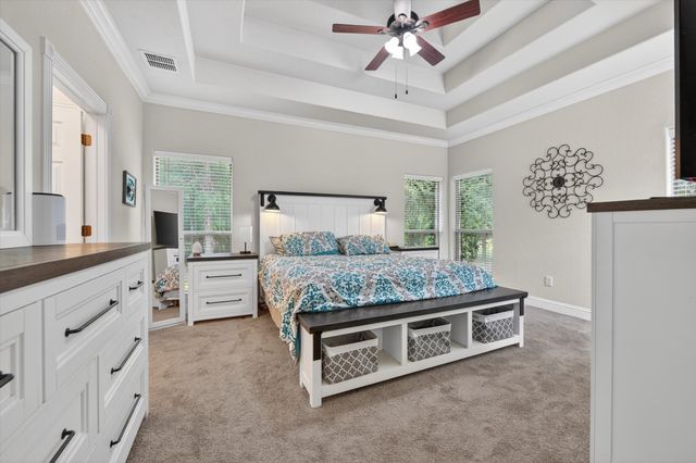 141 N Natural Spring Lane, Azle, TX 76020