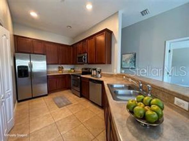10238 CALA LILY TRAIL S, Orlando, FL 32832