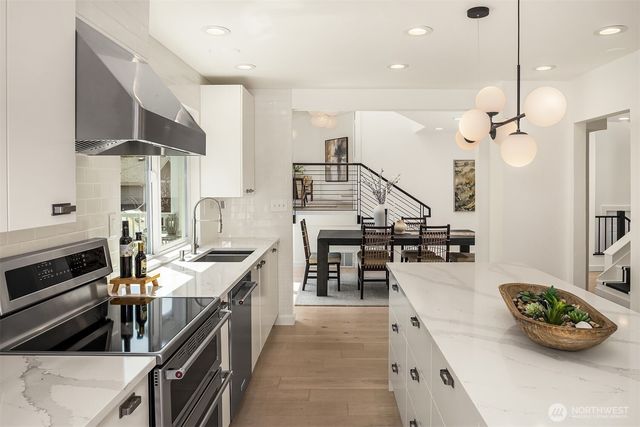 12453 NE 104th Street, Kirkland, WA 98033