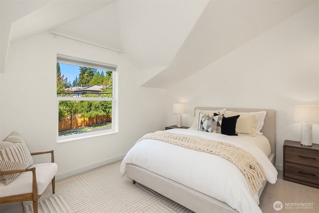 12453 NE 104th Street, Kirkland, WA 98033