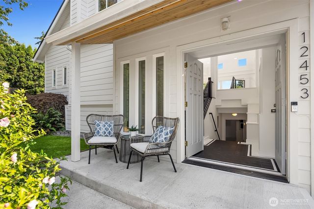 12453 NE 104th Street, Kirkland, WA 98033