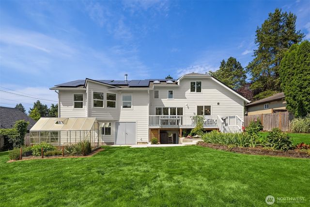 12453 NE 104th Street, Kirkland, WA 98033