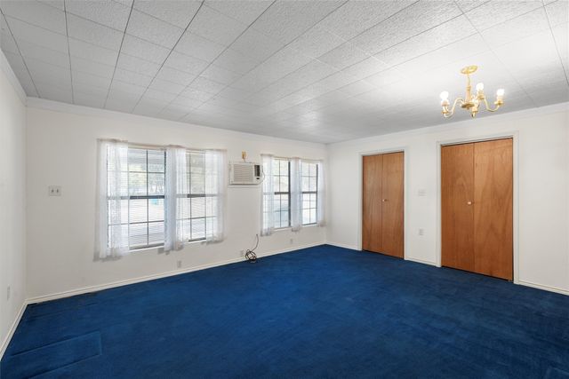 300 Ivy Lane, Hewitt, TX 76643