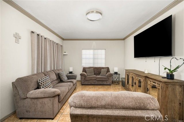 1912 E 10th Street, Long Beach, CA 90813