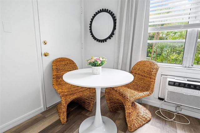 3700 S OSPREY AVENUE 112, Sarasota, FL 34239