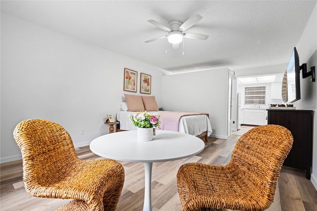 3700 S OSPREY AVENUE 112, Sarasota, FL 34239