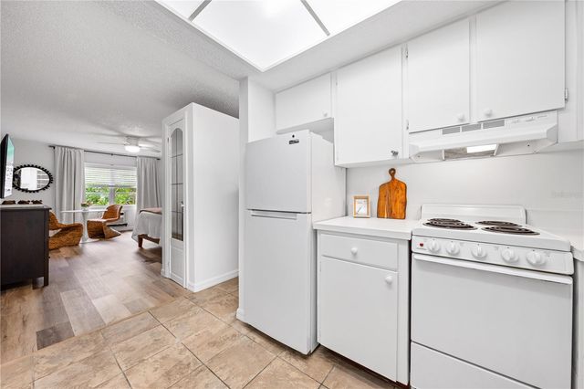 3700 S OSPREY AVENUE 112, Sarasota, FL 34239