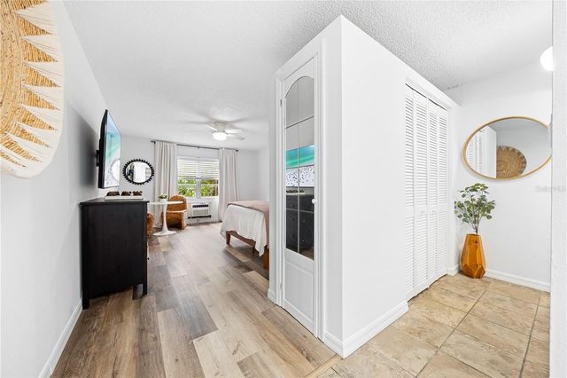 3700 S OSPREY AVENUE 112, Sarasota, FL 34239