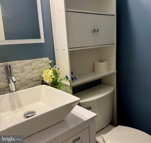 1288 HOLMESPUN DR, Pasadena, MD 21122