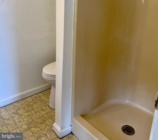 1288 HOLMESPUN DR, Pasadena, MD 21122