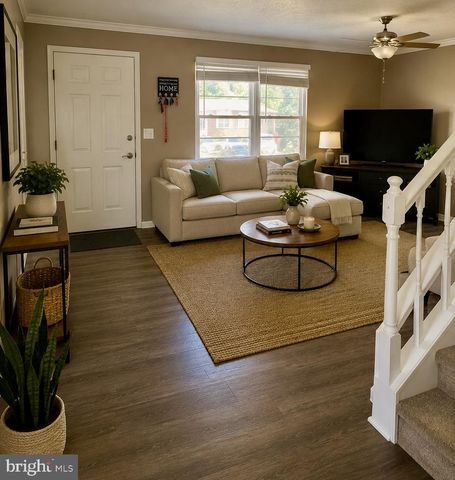 1288 HOLMESPUN DR, Pasadena, MD 21122