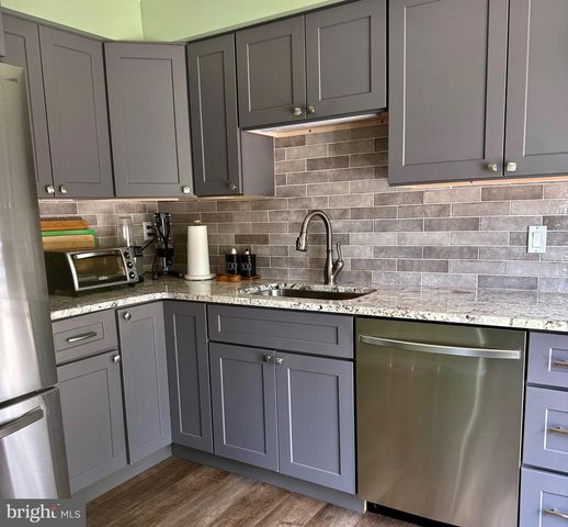 1288 HOLMESPUN DR, Pasadena, MD 21122