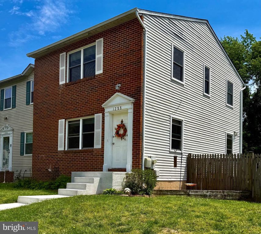 1288 HOLMESPUN DR, Pasadena, MD 21122