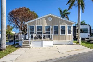 11148 Stardust DR, Fort Myers, FL 33908
