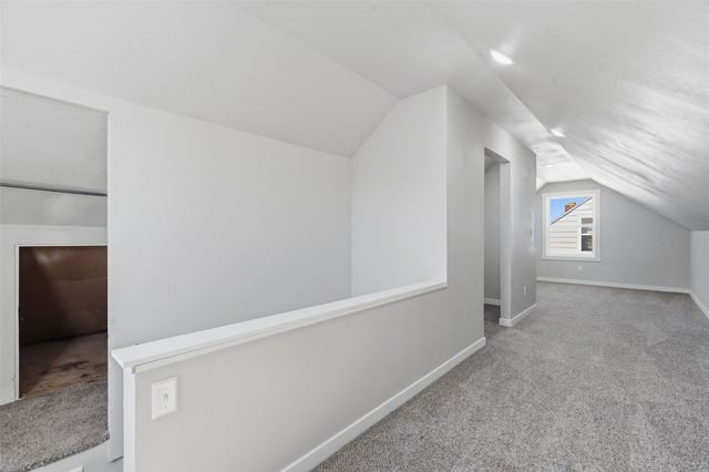 1111 33rd Street SE, Cedar Rapids, IA 52403