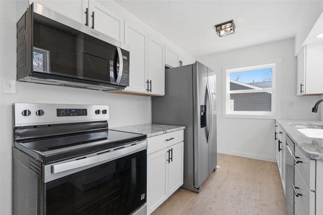 1111 33rd Street SE, Cedar Rapids, IA 52403