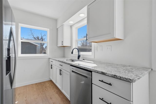 1111 33rd Street SE, Cedar Rapids, IA 52403