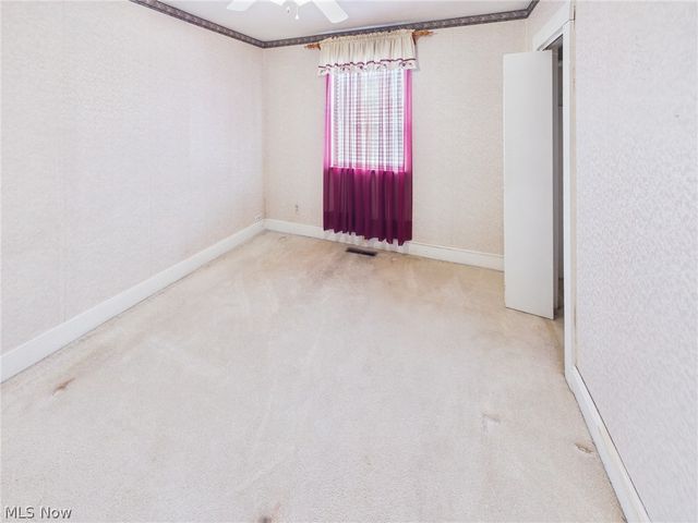 90 S Third Street, Parkersburg, WV 26101
