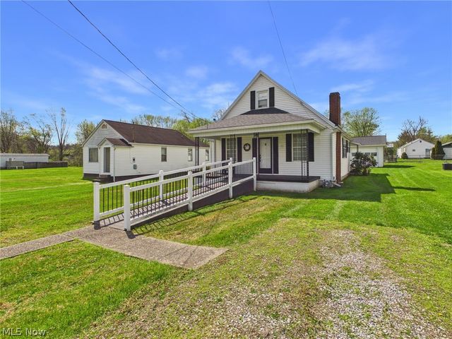 90 S Third Street, Parkersburg, WV 26101