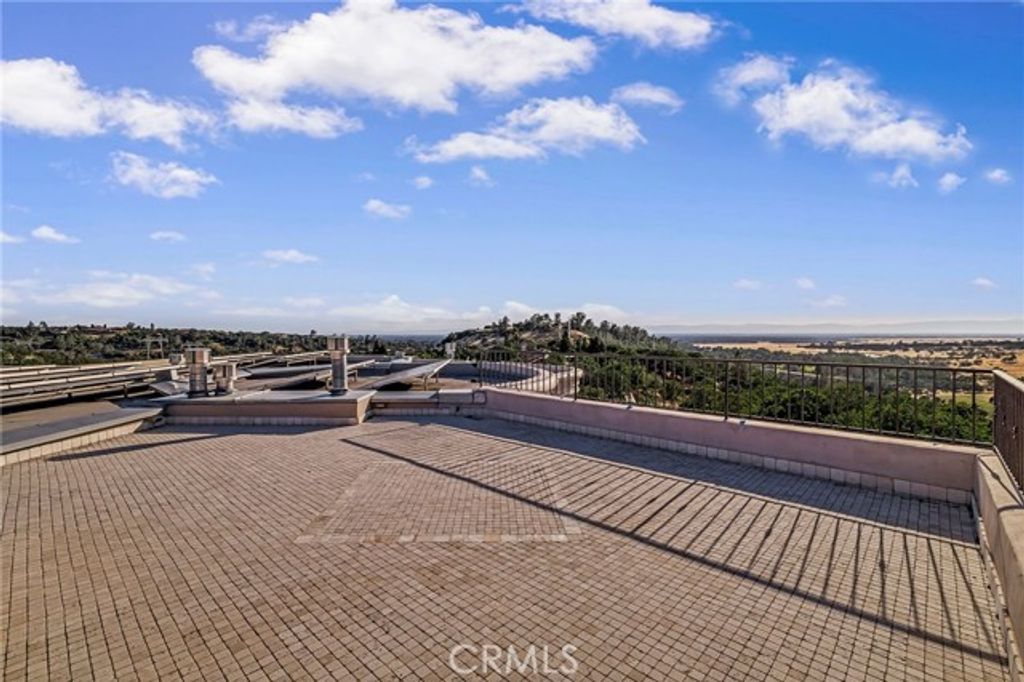 876 Whispering Winds Lane, Chico, CA 95928