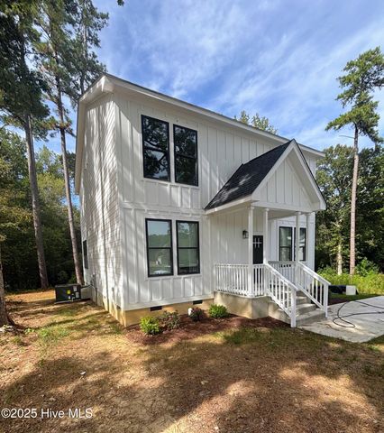 1528 Chateau Lane, Rocky Mount, NC 27803
