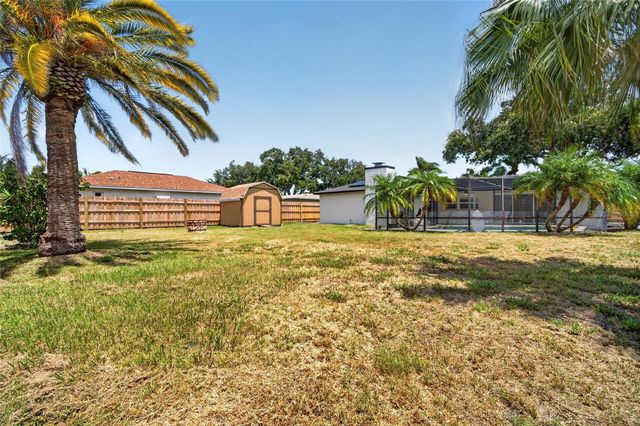 12114 RHONDA TERRACE, Seminole, FL 33772