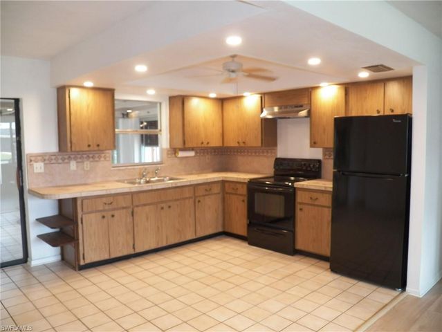1768 Coral Point DR, Cape Coral, FL 33990