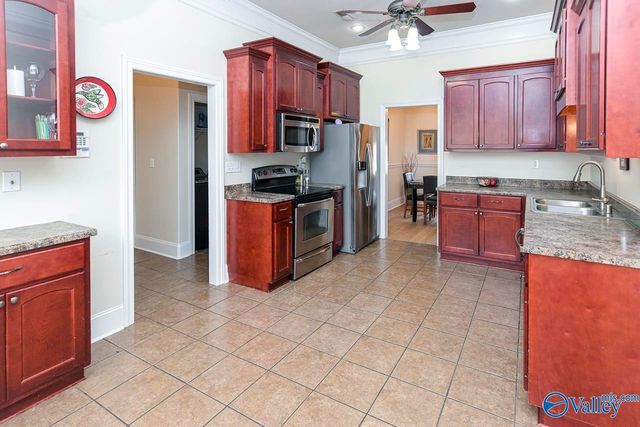 210 Harvest Ridge Drive, Harvest, AL 35749