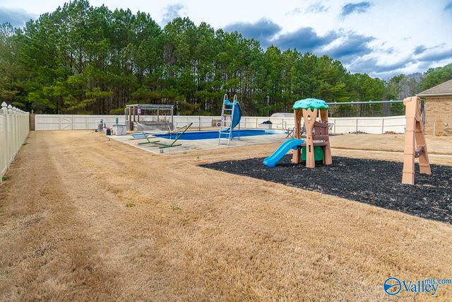 210 Harvest Ridge Drive, Harvest, AL 35749