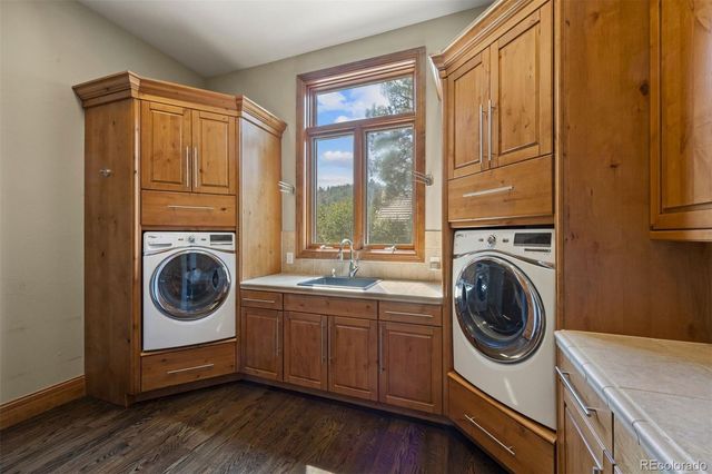 1048 Vintage Place, Castle Rock, CO 80108