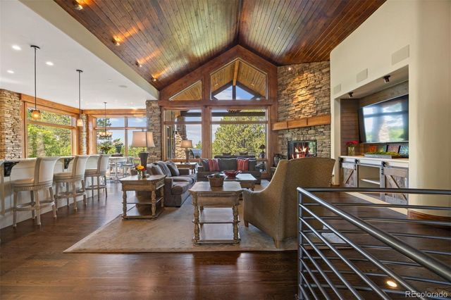 1048 Vintage Place, Castle Rock, CO 80108