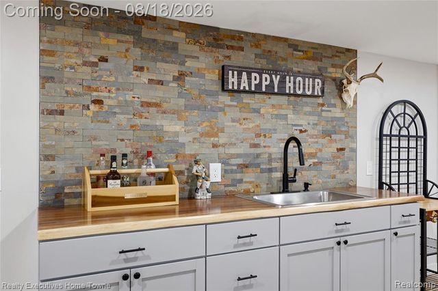 24450 Chapman Road, Macomb, MI 48042