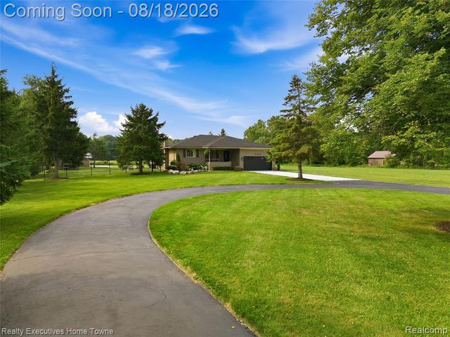 24450 Chapman Road, Macomb, MI 48042