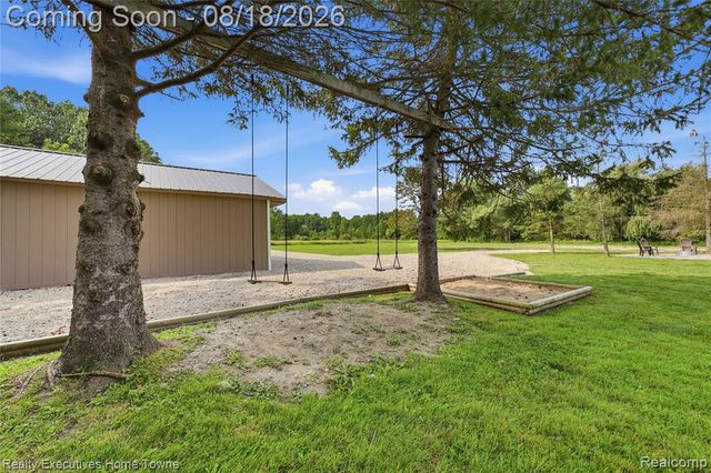 24450 Chapman Road, Macomb, MI 48042