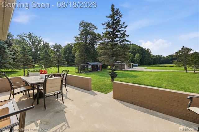 24450 Chapman Road, Macomb, MI 48042