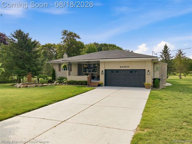 24450 Chapman Road, Macomb, MI 48042