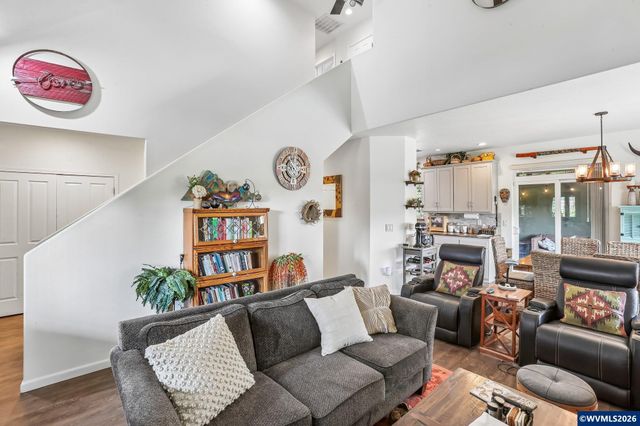1641 NW Jeffrey Ct, Mcminnville, OR 97128