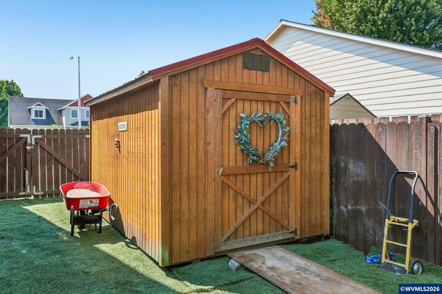 1641 NW Jeffrey Ct, Mcminnville, OR 97128