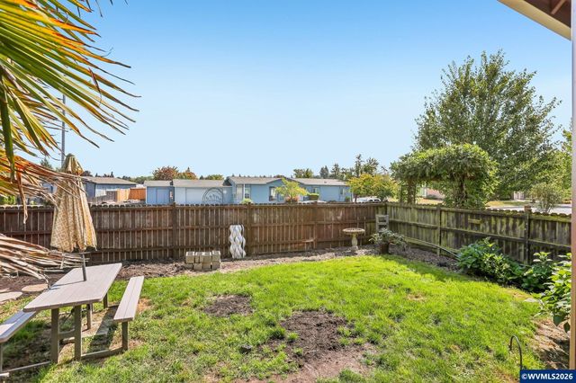 1641 NW Jeffrey Ct, Mcminnville, OR 97128