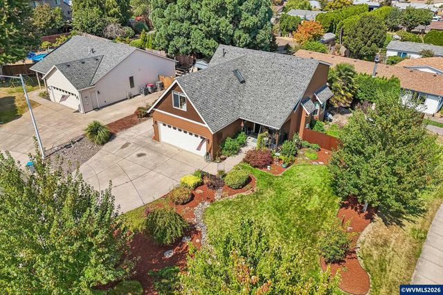 1641 NW Jeffrey Ct, Mcminnville, OR 97128