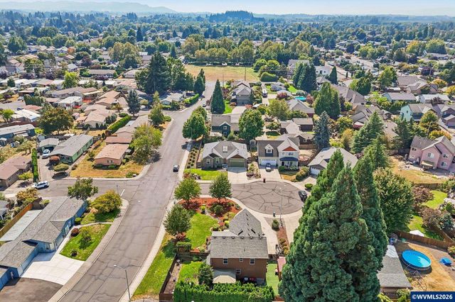1641 NW Jeffrey Ct, Mcminnville, OR 97128