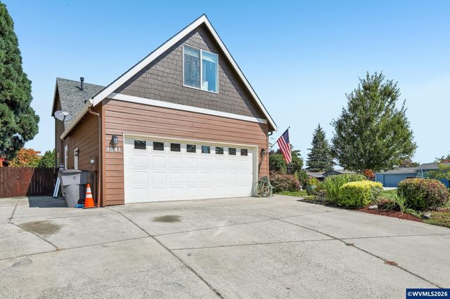 1641 NW Jeffrey Ct, Mcminnville, OR 97128
