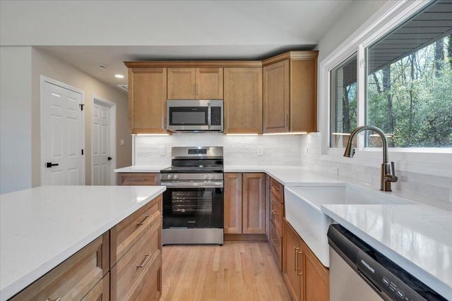 85 Little Paws LN, Buchanan, VA 24066