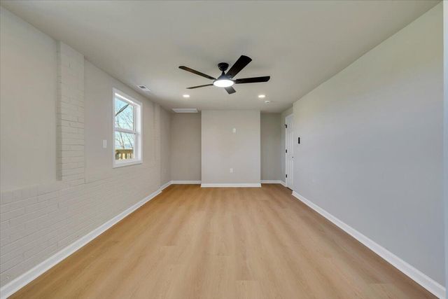 85 Little Paws LN, Buchanan, VA 24066