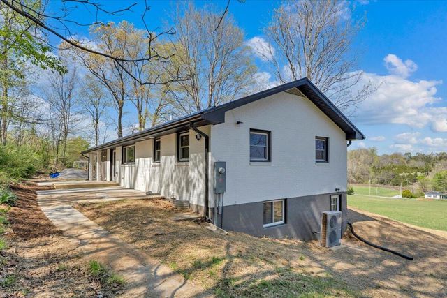 85 Little Paws LN, Buchanan, VA 24066