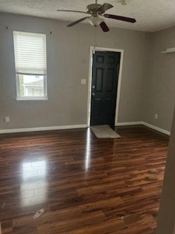 503 High St, Versailles Boro, PA 15132