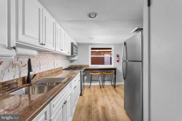 249 MERCER ST, Trenton, NJ 08611