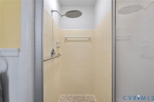 7968 Arnoka Rd, Mechanicsville, VA 23111