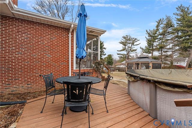 7968 Arnoka Rd, Mechanicsville, VA 23111