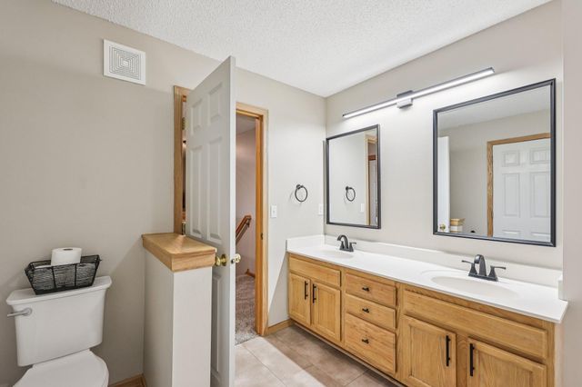5413 Oriole Drive, Farmington, MN 55024